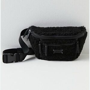 Caraa x free people black Sherpa sling bag nwot